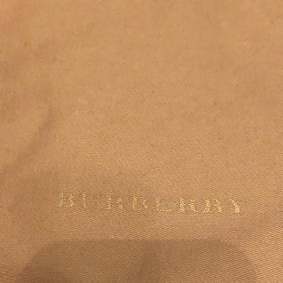 Burberry Small Letter D Ring Bag - Picture 5 of 9